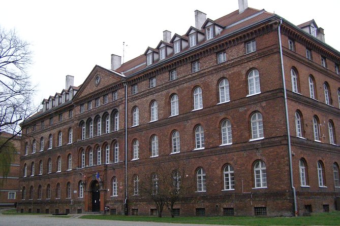 Museum of the Second World War Gdansk Private Tour & Tickets - Meeting your guide beside the Museum of the Second World War