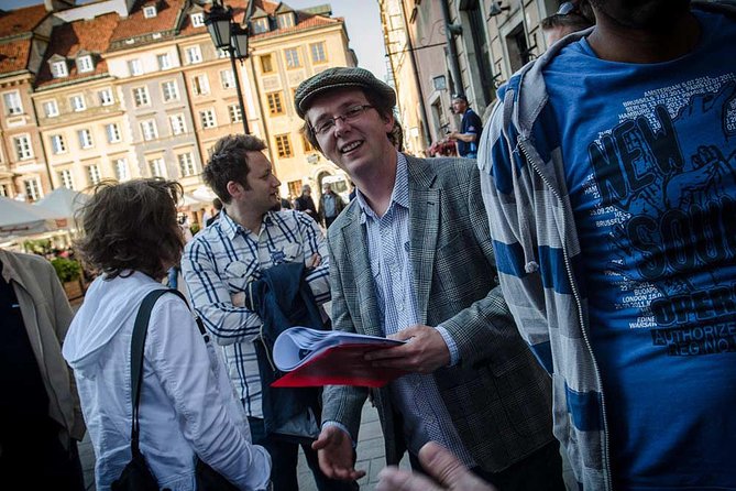 Must-do sites in Warsaw: retro car private tour with hotel pickup - What the $168.58 price really buys you