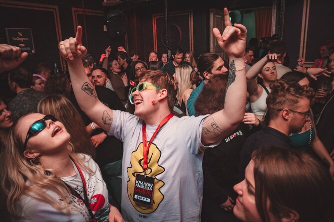 New Year's Eve Pub Crawl With 2 Hour Unlimited Alcohol + VIP Entry To Best Clubs - Key points before you book