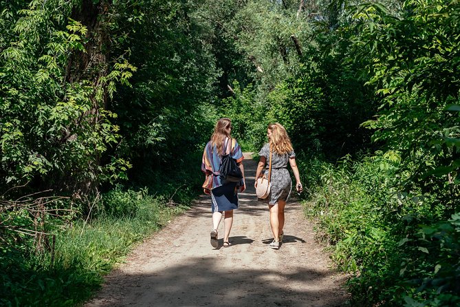 Off the Beaten Track in Warsaw: Private City Tour - Galeria Wileńska and the district’s changing face