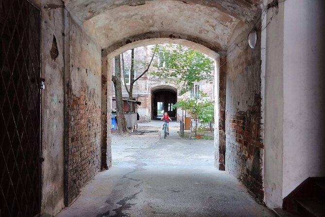 Offbeat Warsaw: Explore the Edgy & Artsy Praga District - The Konopacki Palace and the founder of the neighborhood