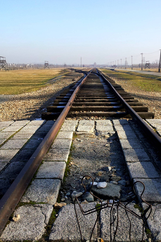Oswiecim: Auschwitz-Birkenau Skip-the-Line Entry Tickets - Auschwitz I begins at the Arbeit Macht Frei gate