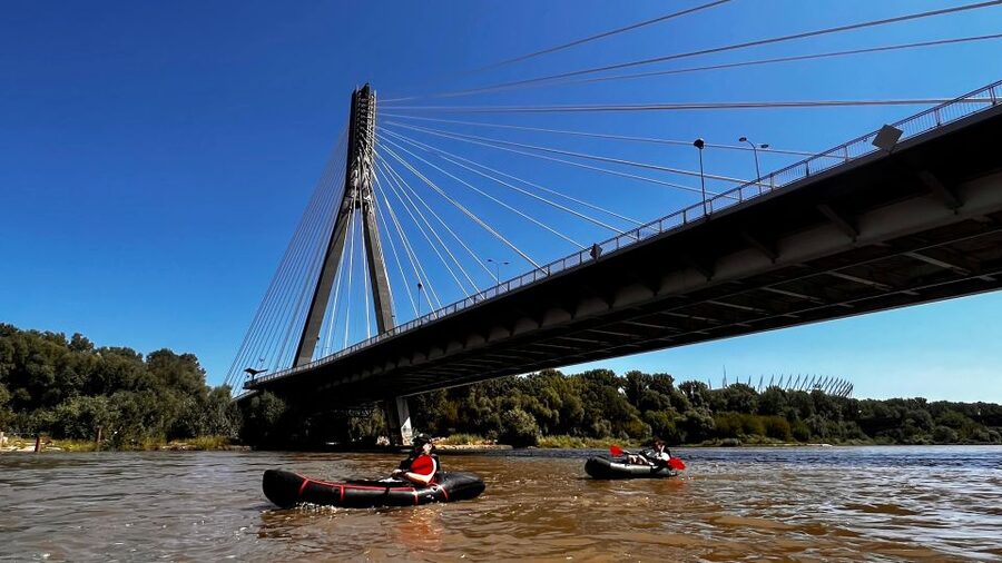 Packrafting kayaking guided tour Vistula river Warsaw Poland - Why the Vistula gives Warsaw a different face