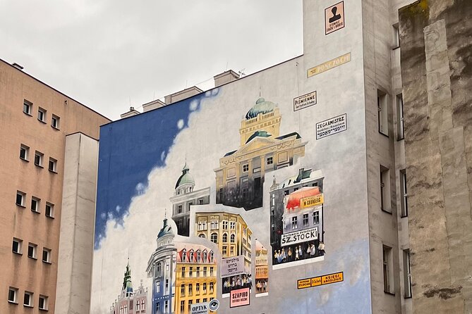 Past Meets Present in Warsaw's Jewish Ghetto - Starting at Bankowy Square and the Jewish Historical Institute