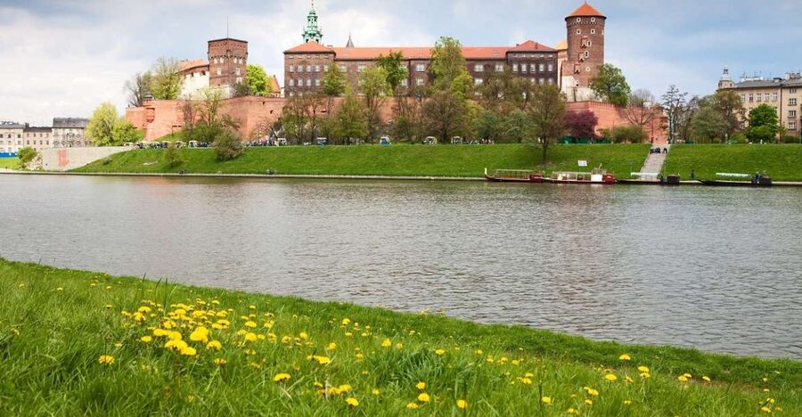 Picturesque Cruise on the Vistula in the Heart of Krakow - Why the Vistula adds something to Krakow