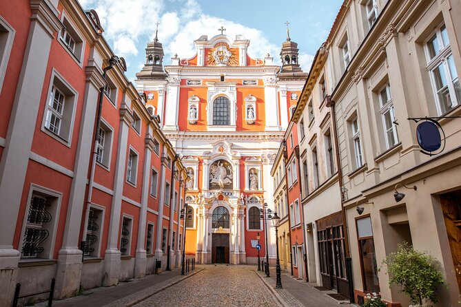 Poznań Experience 2-Hours Guided Walking Tour - The imperial quarter and university buildings
