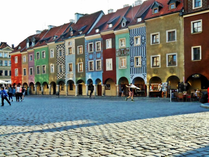 Poznan: Old Town, Srodka District, & Cathedral Private Tour - Srodka, Ostrow Tumski, and the Gothic Cathedral