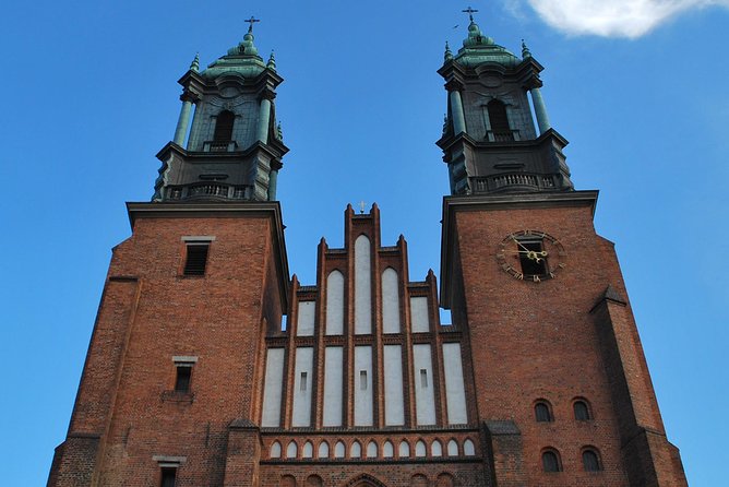 Poznan private tailor made tour with a local guide-driver - Cathedral Island, where Poland’s story begins