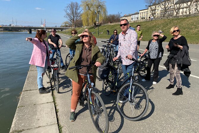 Private Bike Tour in Krakow - Stare Miasto: two hours among Krakow’s grand sights