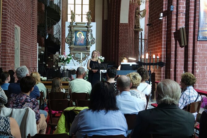 Private Candlelight concerts with classical music in Wroclaw - How the private format affects the evening