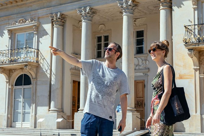 Private City Kickstart Tour: Warsaw - Krakowskie Przedmieście and the university campus