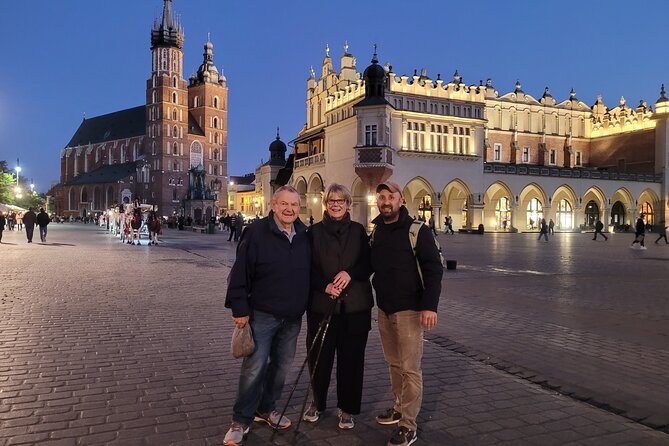 Private Krakow City Tour, Krakow Old Town and Wawel Castle Tour - A private start in Krakow’s medieval center