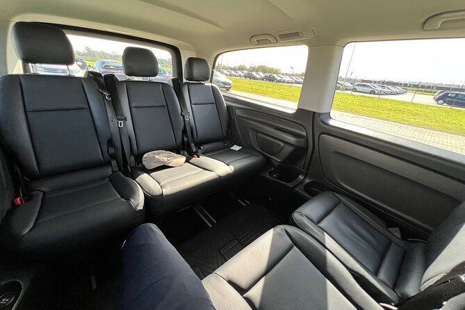 Private Krakow to or from Airport Transfer - Why a private Krakow airport ride can make sense