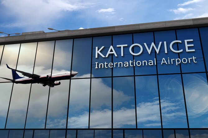Private One-Way Transfer from Kraków to Katowice Airport - Communication is the service’s strongest feature