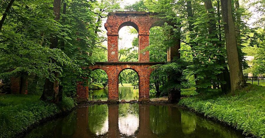 Private Tour From Warsaw: Łowicz Mazovian Countryside - The 1.5-hour drive into Mazovia