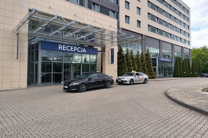 Private transfer from/to Krakow airport / City of Krakow - The 17-kilometer ride into Krakow