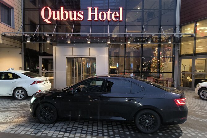 Private transfer from/to Krakow airport / City of Krakow - Comfort for couples, families, and small groups