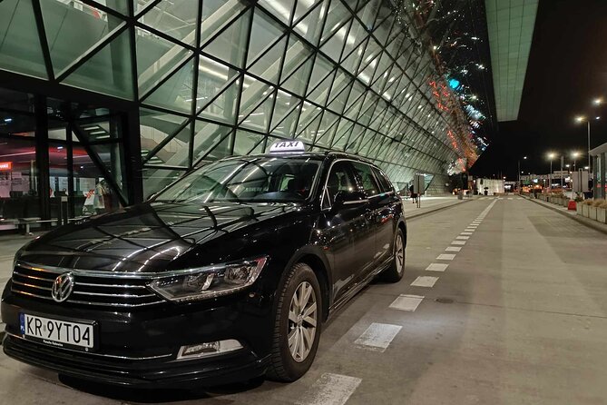 Private Transfer from/to Krakow Airport - Finding your driver in the arrivals hall