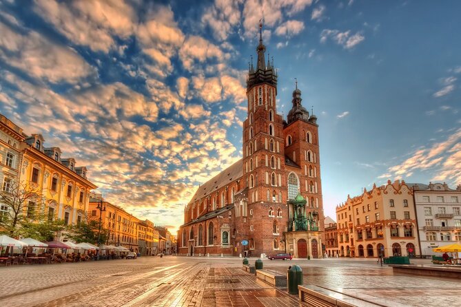 Private Transfer: Krakow Airport to Krakow City Center Vice Versa - What happens after you land at Krakow Airport