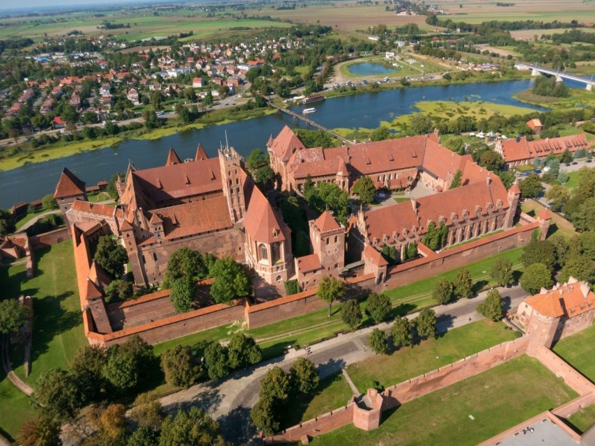 Private transportation to the Malbork Castle from Gdansk - The road to Malbork and what five hours really means