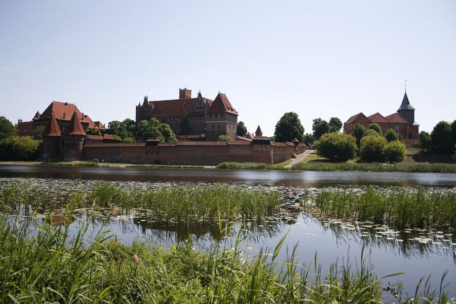 Private transportation to the Malbork Castle from Gdansk - Three hours inside Europe’s largest brick castle