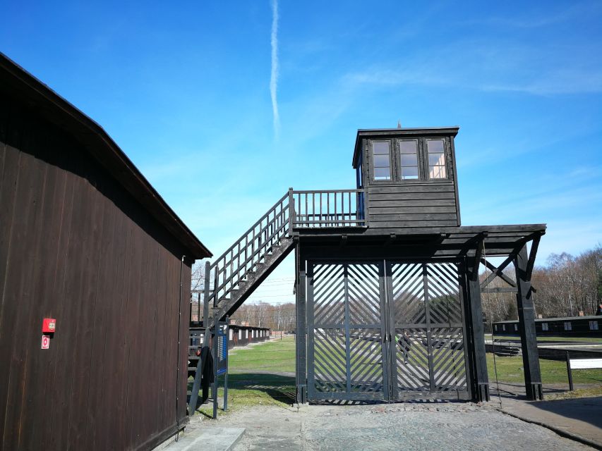 Private transportation to the Stutthof Concentration Camp 4h - Two hours at the Stutthof Museum