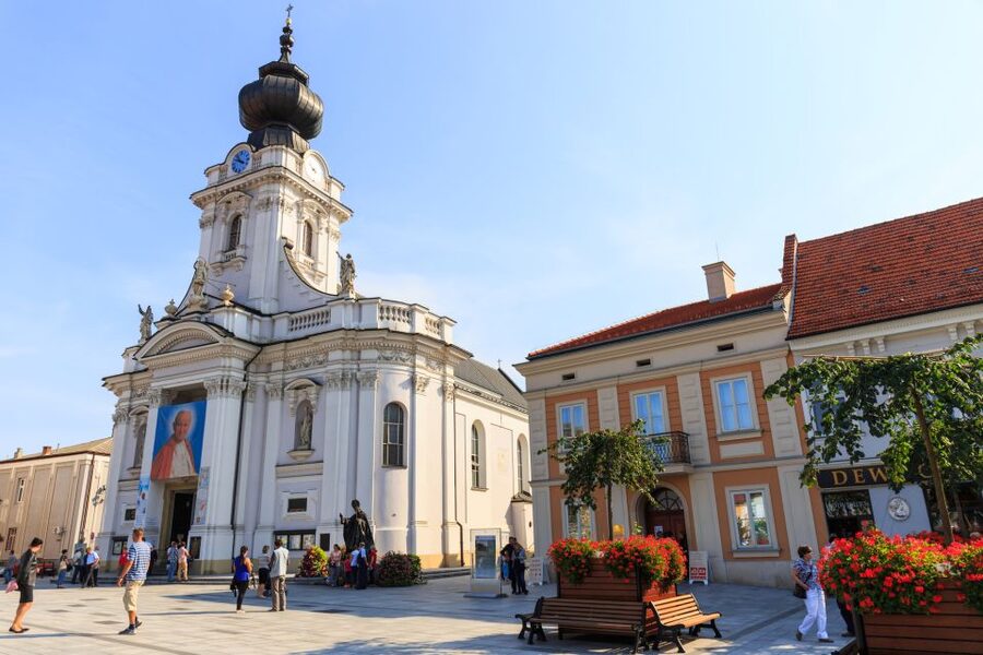 Private Trip to Wadowice: Home Town of John Paul II - Entering John Paul II’s family home