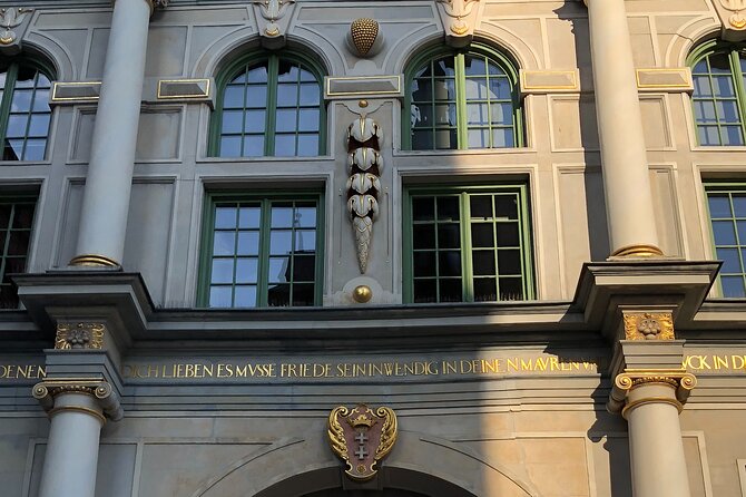 Private Walking Tour of Old Gdańsk with an architect-guide - Leaving the Old Town for the Main Town