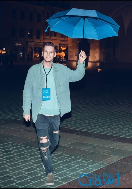 Pub Crawl - 1-hour Open Bar then Vip to 5 Clubs - Krakow - Why the Group Size Matters