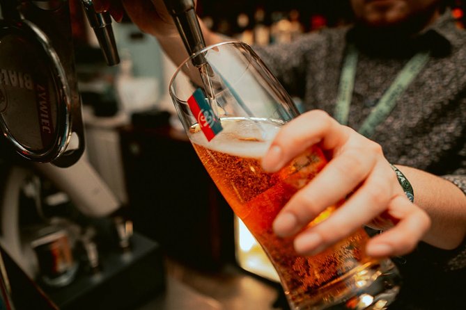 Pub Crawl + Unlimited Drinks + VIP entry + Drinking Games & Photographer - The photographer promise needs a little caution