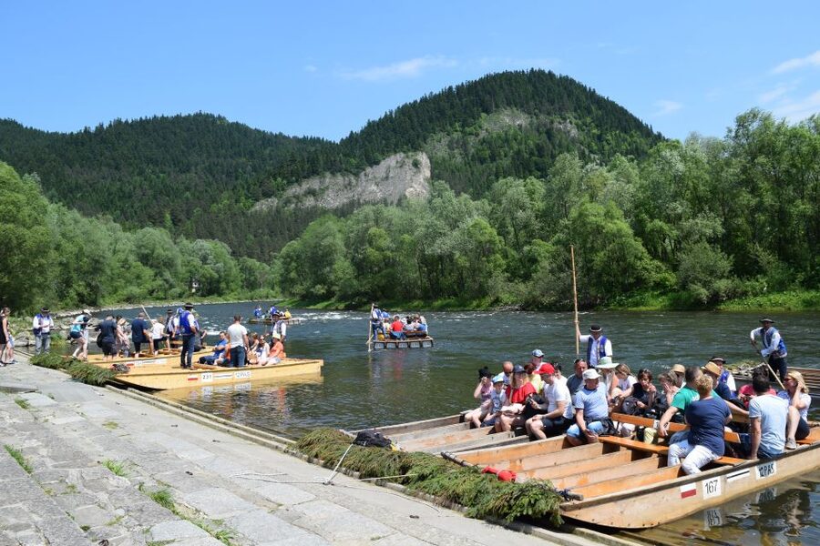 Rafting on Dunajec & Zakopane Tour – Day Trip from Krakow - A quick cheese tasting in Pieniny National Park
