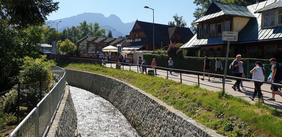 Rafting on Dunajec & Zakopane Tour – Day Trip from Krakow - The calm Dunajec rafting ride