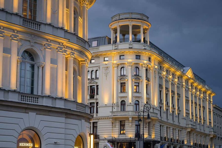 ROYAL & COMMUNIST WARSAW walking tour in English - Adam Mickiewicz and the city’s literary identity