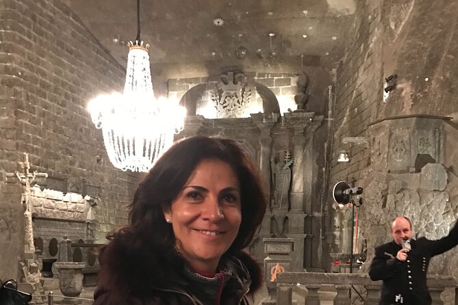 Salt Mine Wieliczka Round-Trip Private VIP Transport from Krakow - Setting the pickup time between 8:00 and 16:00
