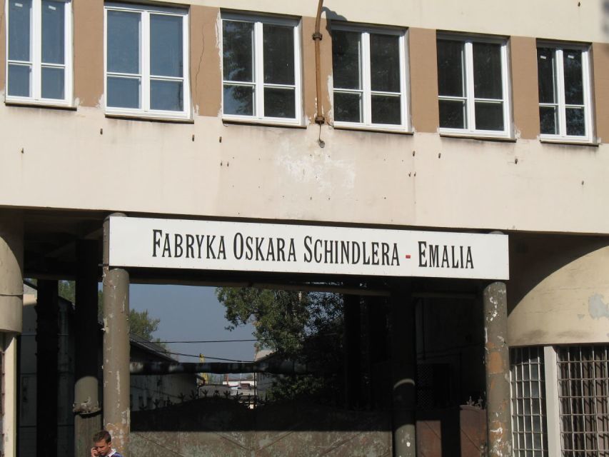 Schindler's Factory + Ghetto in Krakow and Wieliczka Tour - Walking through Podgórze and the former ghetto