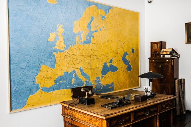 Schindler's Factory Guided Tour - Why a Live Guide Helps