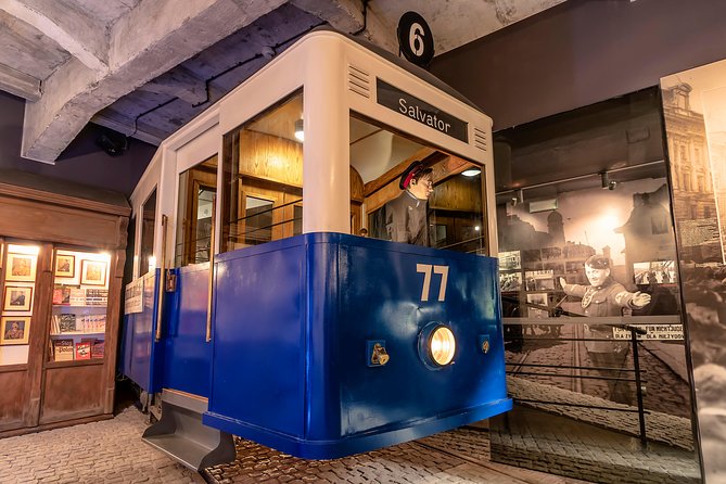 Schindler's Factory Guided Tour in Krakow & skip the line ticket - Guided visit or self-guided museum?