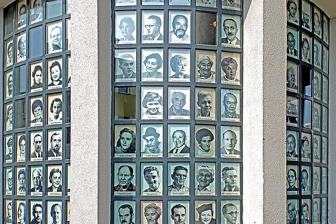 Schindler's Factory in Krakow: Guided Tour & Skip the Line Ticket - Schindler’s office and the factory story