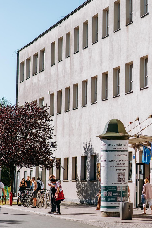 Schindler's Factory Museum in Krakow - Guided Tour - The 1939 to 1945 exhibition, room by room