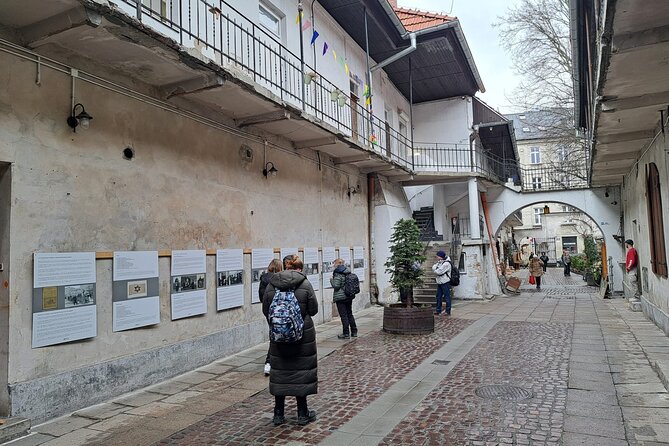 Schindler's List excursion incl. Płaszów with Dutch guide - Kazimierz and the famous Schindler’s List courtyard