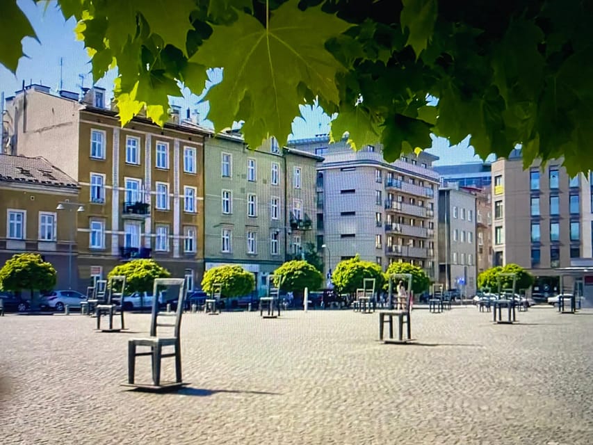 Schindler's List Movie Tour: Historic Sites & Film Location - The walk from Kazimierz to Podgórze