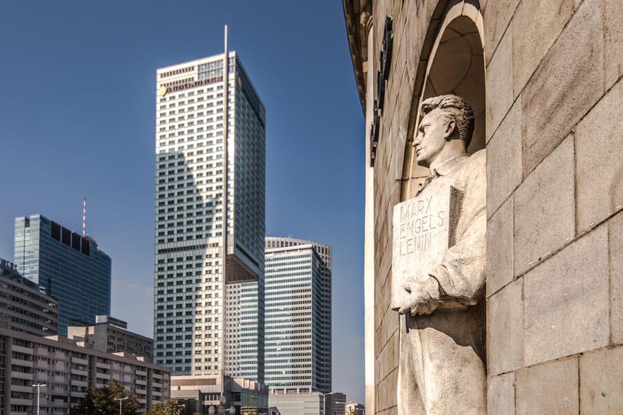 Secrets of Warsaw 4-hour Bike Tour - Skaryszewski Park and the Wedel chocolate stop