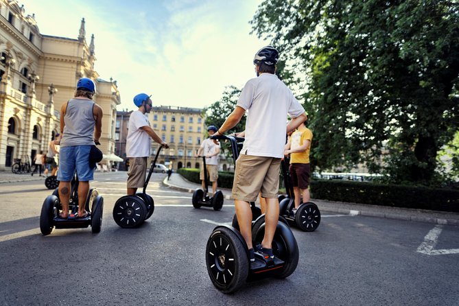 Segway Tour Gdansk: Shipyard Tour - 1,5-Hour of Magic! - Meeting beside the Museum of the Second World War