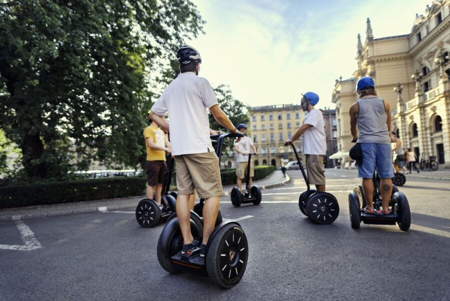 Segway Tour Krakow: Full Tour (Old Town + Jewish Quarter) - Entering Kazimierz, Krakow’s Jewish Quarter