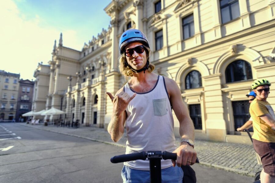 Segway Tour Wroclaw: Full Tour (Old Town + Ostrów Tumski) - Why a Segway works well in Wroclaw