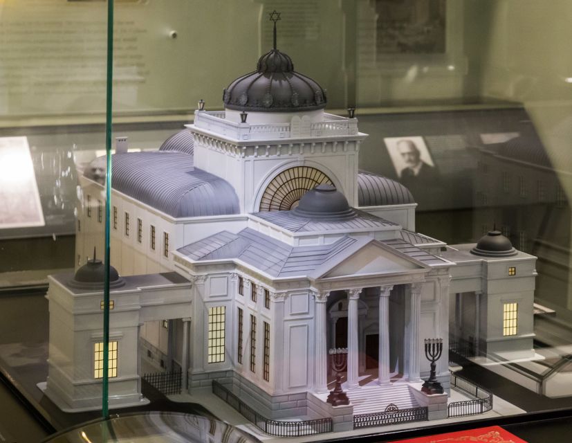 Skip-the-Line Polin Museum Warsaw Jewish History Tour - What the five-star feedback tells me