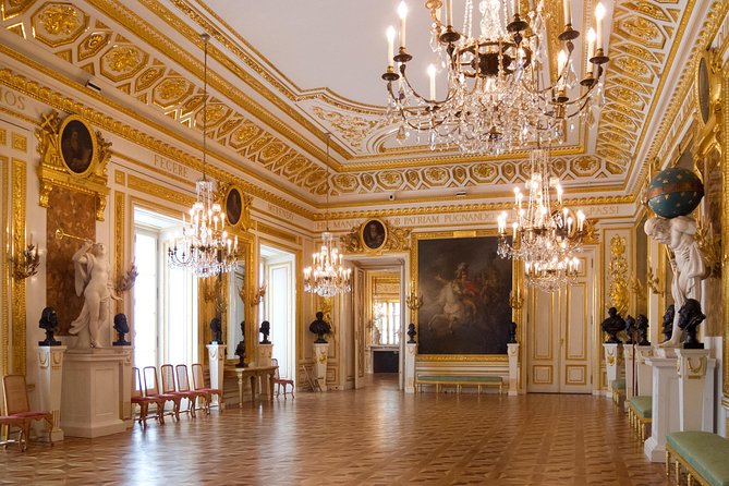 Skip-the-Line Warsaw Royal Castle Private Guided Tour - Why skip-the-line entry matters here