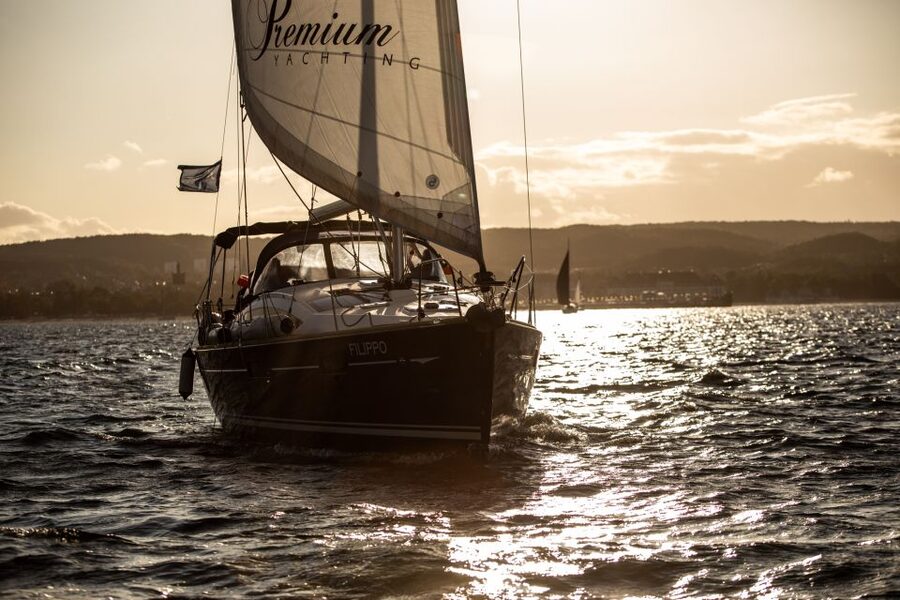Sopot: Sunset Yacht Cruise with Welcome Drink - Key things to know before you book