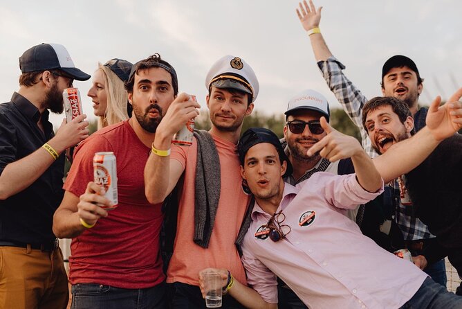 Sunset Boat Tour with Unlimited Drinks in Warsaw - Starting at Bulwar Karskiego