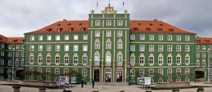 Szczecin: Old Town Highlights Private Walking Tour - The 4-Hour Tour: Cathedral Tower And Modern Szczecin